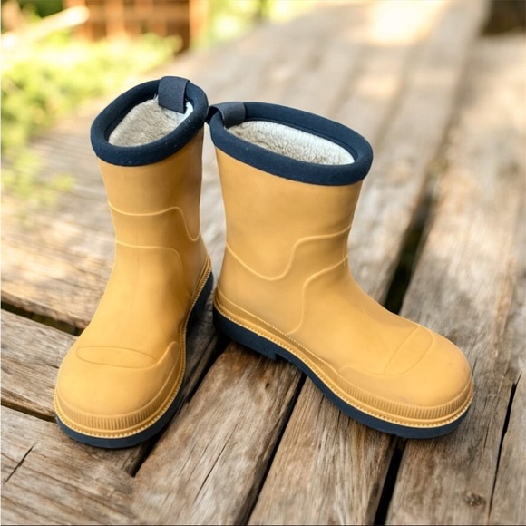 ZARA Lined Wellies Rain Boots Yellow Size 30 or 12 - Picture 2 of 11